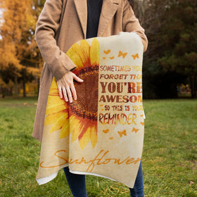 Yolidas sunflower bath bombs create spa-like relaxation.