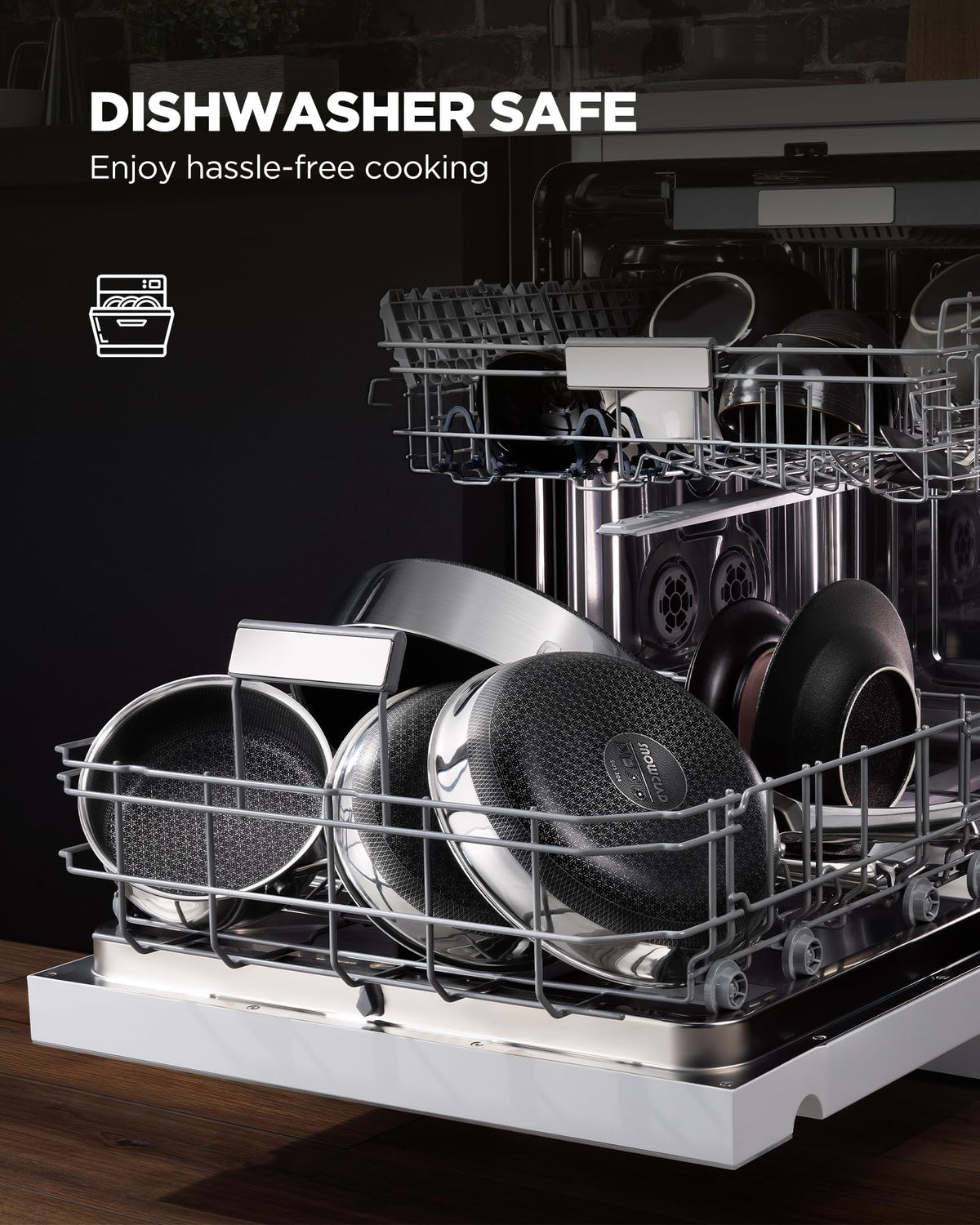 Yonida two lids included enable versatile simmering and searing