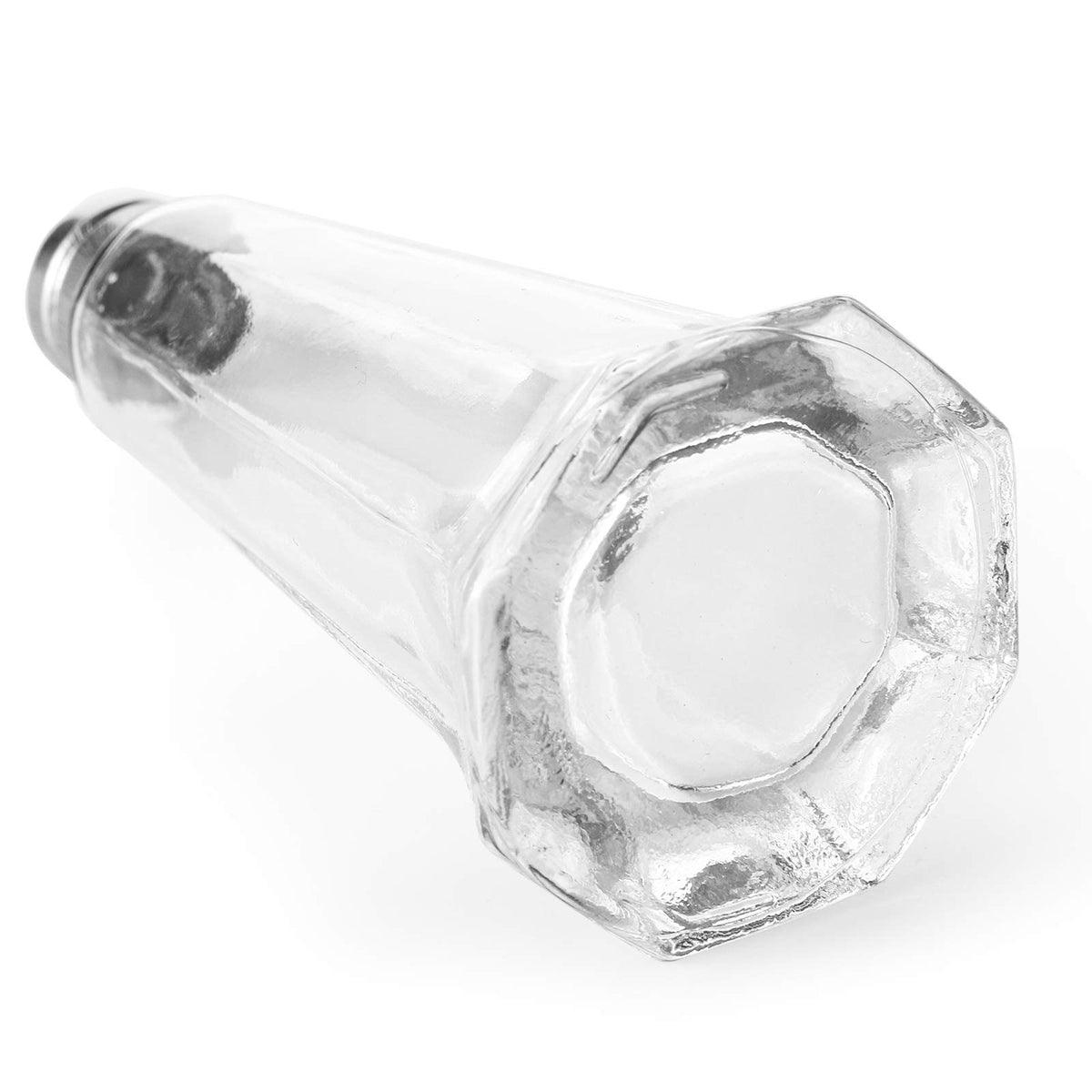 Yopay 1 ounce capacity shaker ideal for controlled seasoning during meals