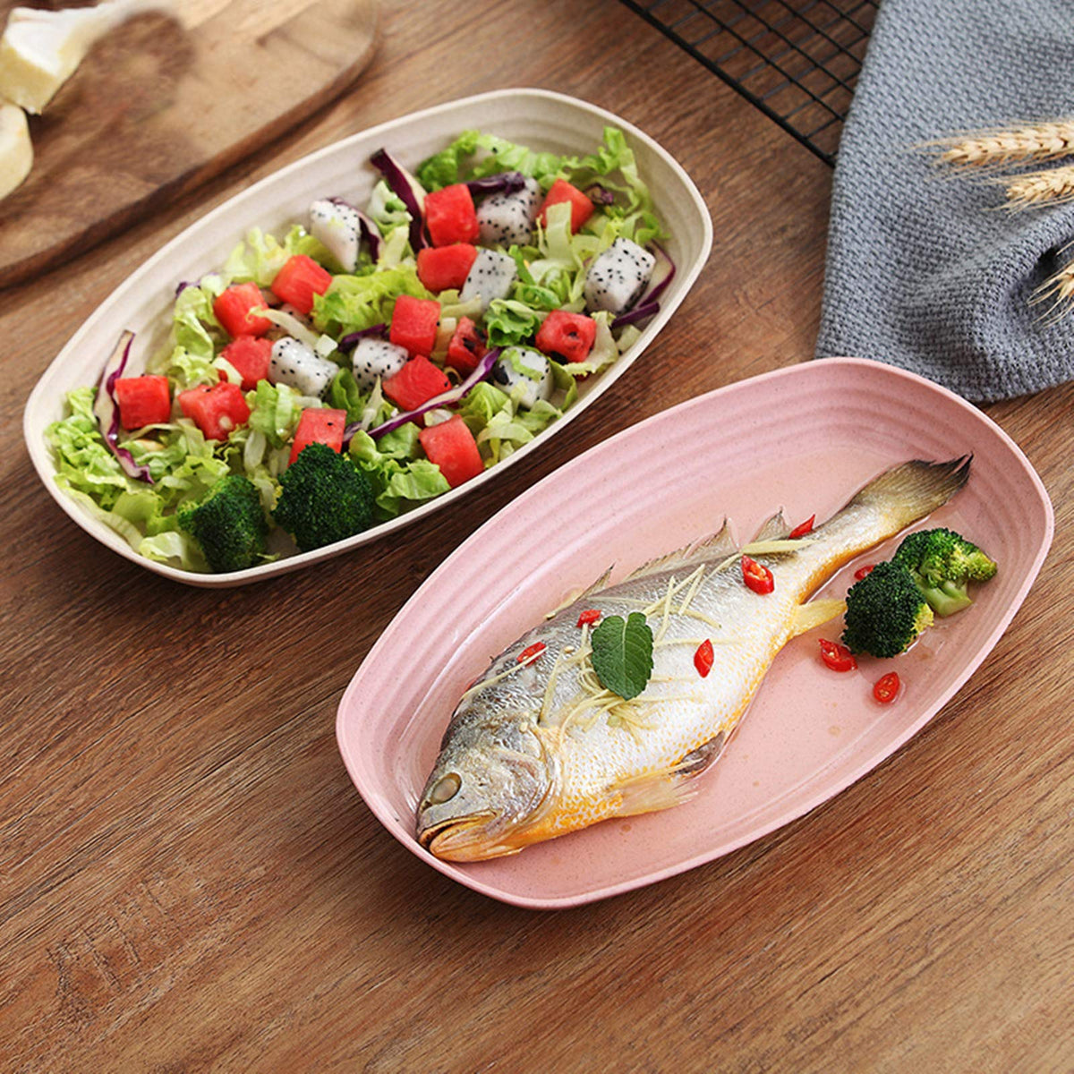 Yopay blue 11-inch plate, ideal for travel and family dining.
