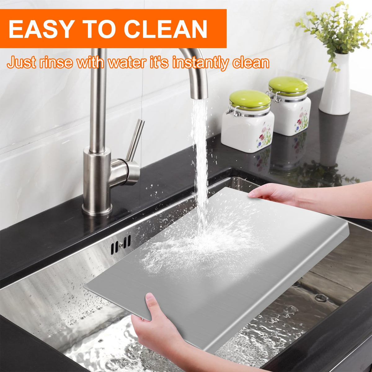 Yoposeo board for vegetables and fruits keeps flavors separate and easy to wipe
