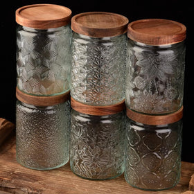 Yoqelt airtight-lid jar with silicone seal keeps dry foods fresh longer.