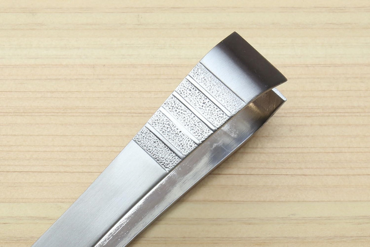 Yoshihiro easy-clean design simplifies after-service care.