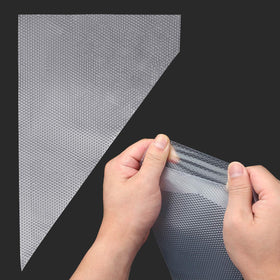 YOTIPP anti-slip textured pastry bag 16-inch improves grip during decorating.