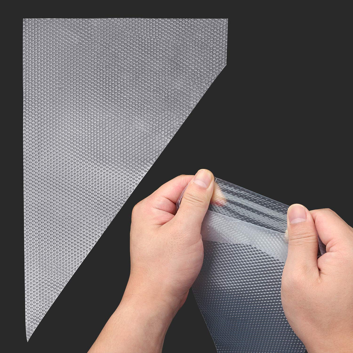 YOTIPP pastry bag with anti-slip texture for better grip during piping.