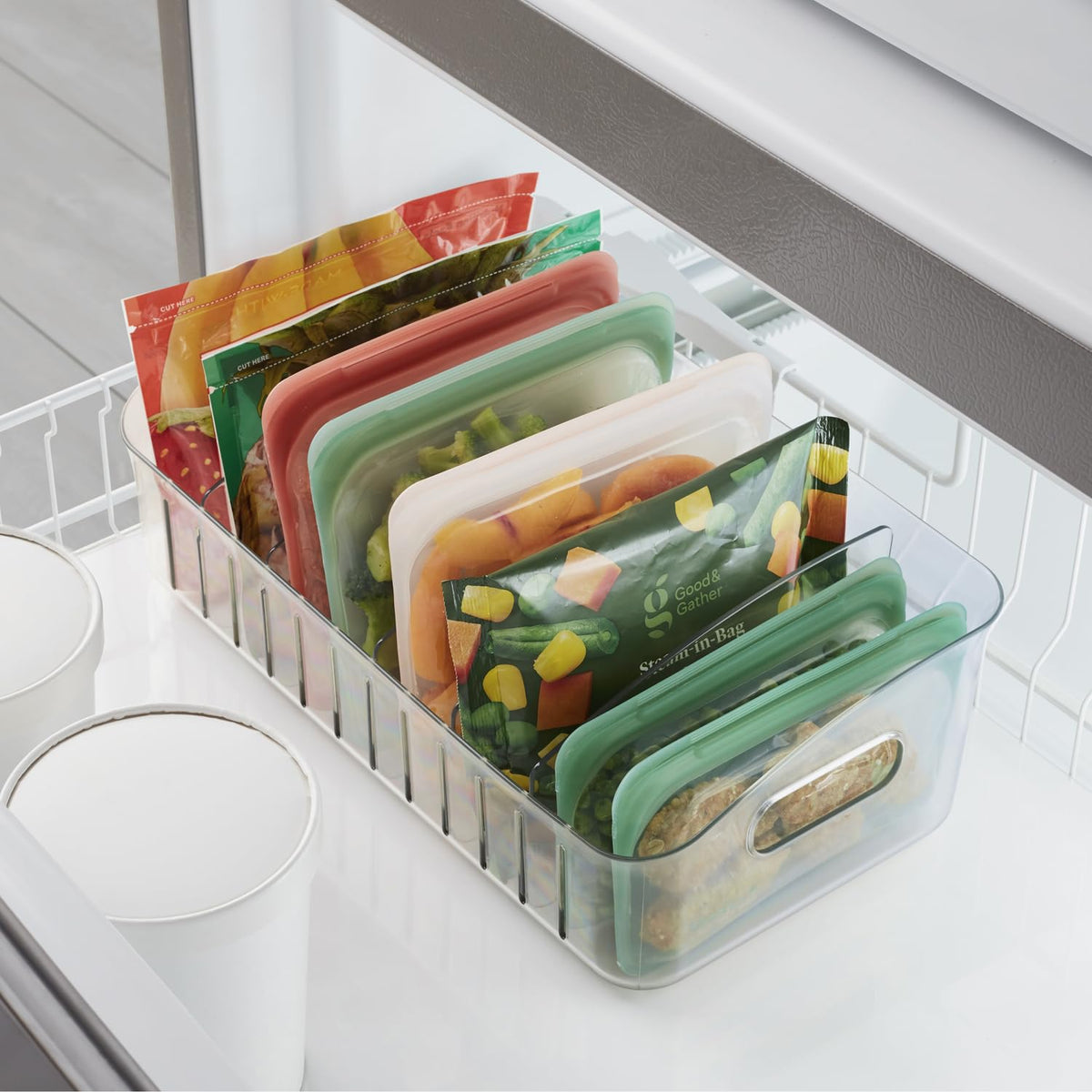 YouCopia FreezeUp easy-clean surface simplifies maintenance.
