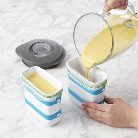 YouCopia FreezeUp BPA-free plastic for easy cleaning.