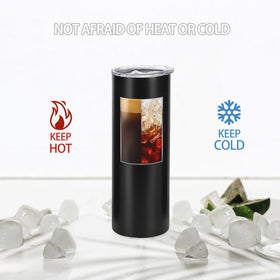 Double-wall vacuum insulation keeps drinks at the right temperature.