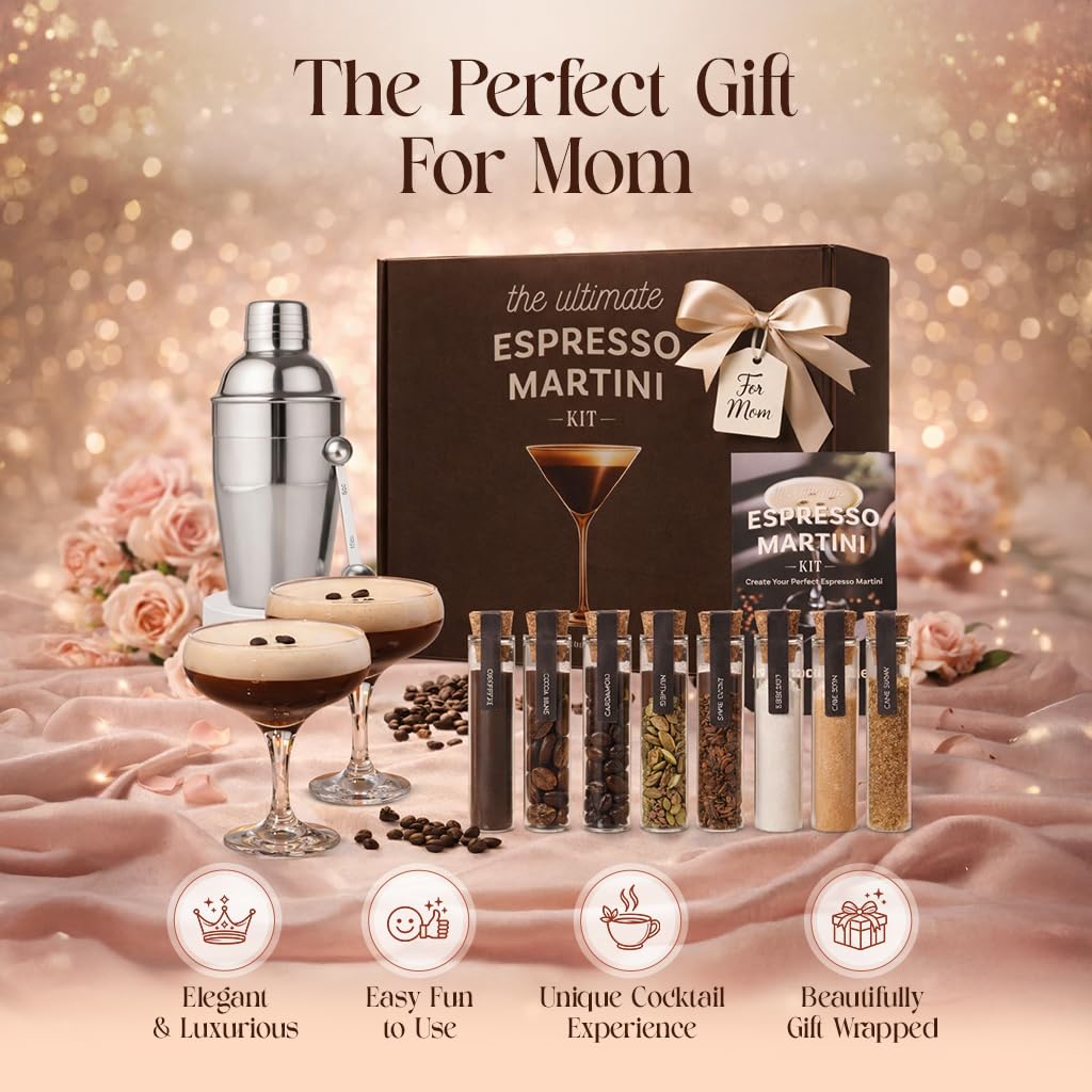 Your Dream Party Shop party-ready accessories capture the set’s effortless entertaining potential.