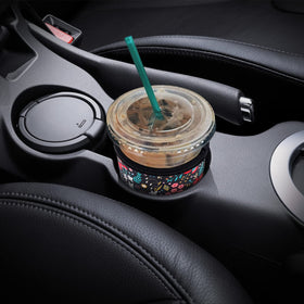 YR sleeve fits Starbucks and other brands for versatile use.
