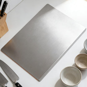 YSSDBBB 304 stainless steel cutting board offers food grade safety and easy cleaning