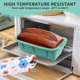 Yumatouch round cake pan for even baking of layered desserts