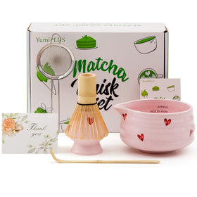 YumiPLUS ceramic bowl with spout for smooth matcha pouring