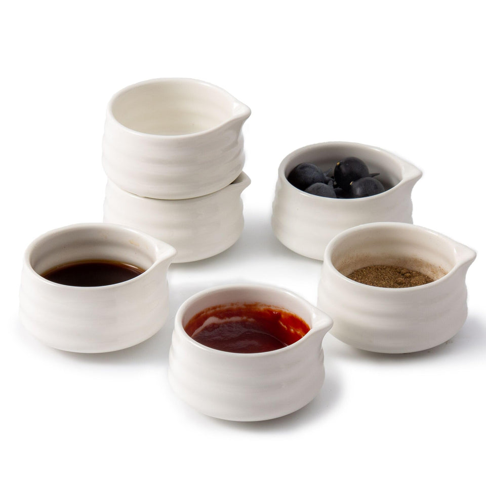 YumiPLUS ceramic dipping bowls with spout offer mess-free pouring and elegant table presentation.