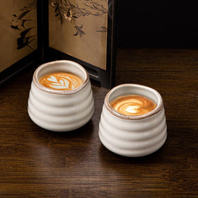YumiPLUS microwave-safe cups for quick reheats and convenience.