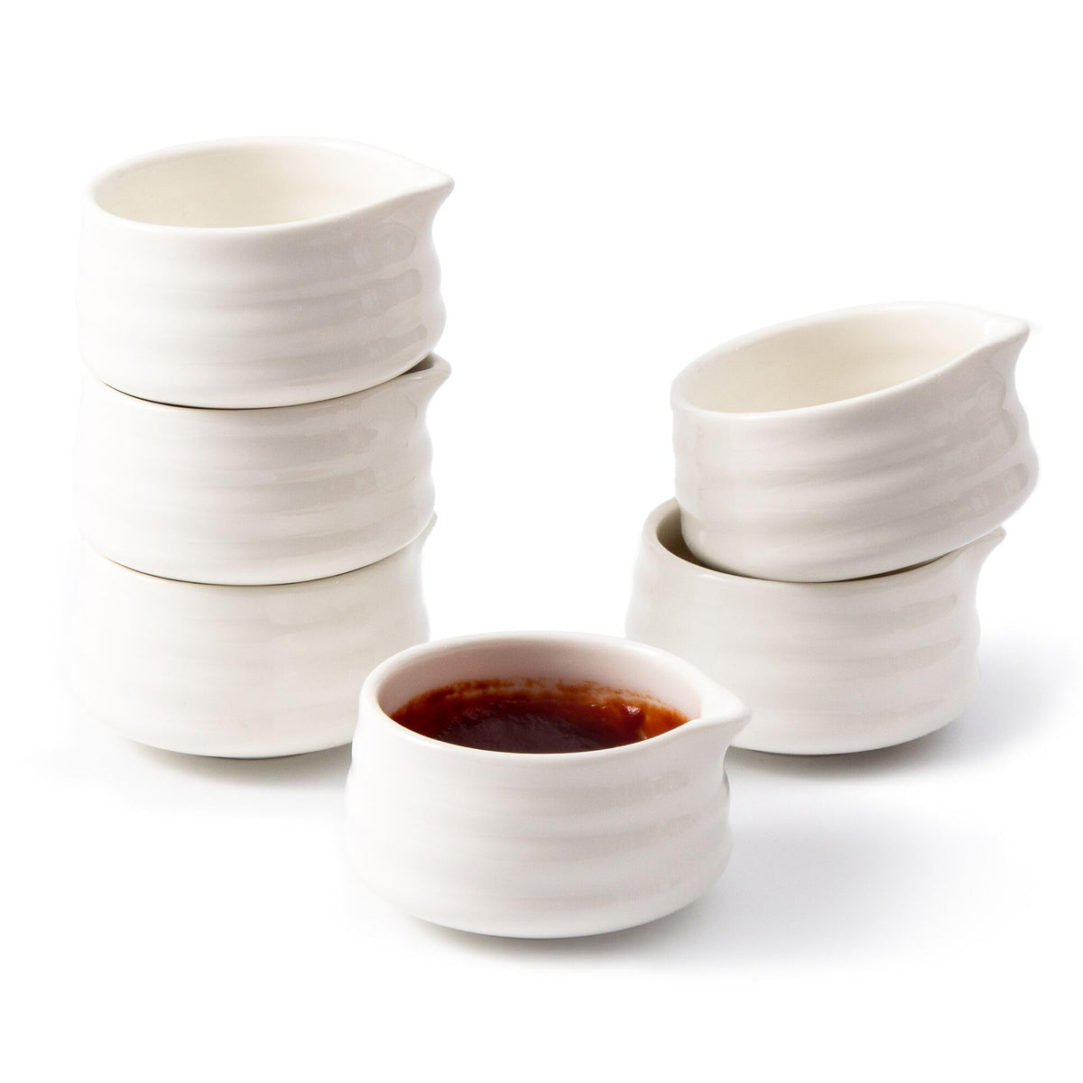 YumiPLUS sauce and dressing pour bowls support precise portion control at meals.