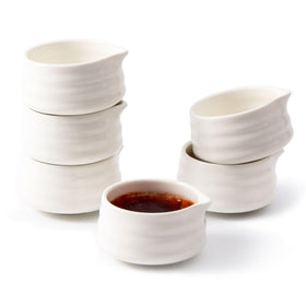 YumiPLUS sauce and dressing pour bowls support precise portion control at meals.