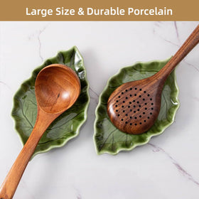 YumiPLUS spoon rest on kitchen counter adds decorative green touch.