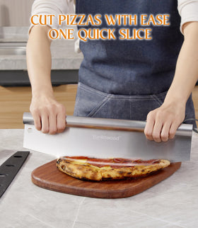Yunletwood pizza server serving clean, easy-to-share slices