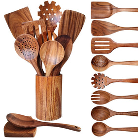 YYLTJR wooden spatula in the 10-piece set for gentle scraping and even heat distribution