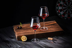 ZAINCA recyclable, BPA-free wine glass highlighting safety and sustainability.
