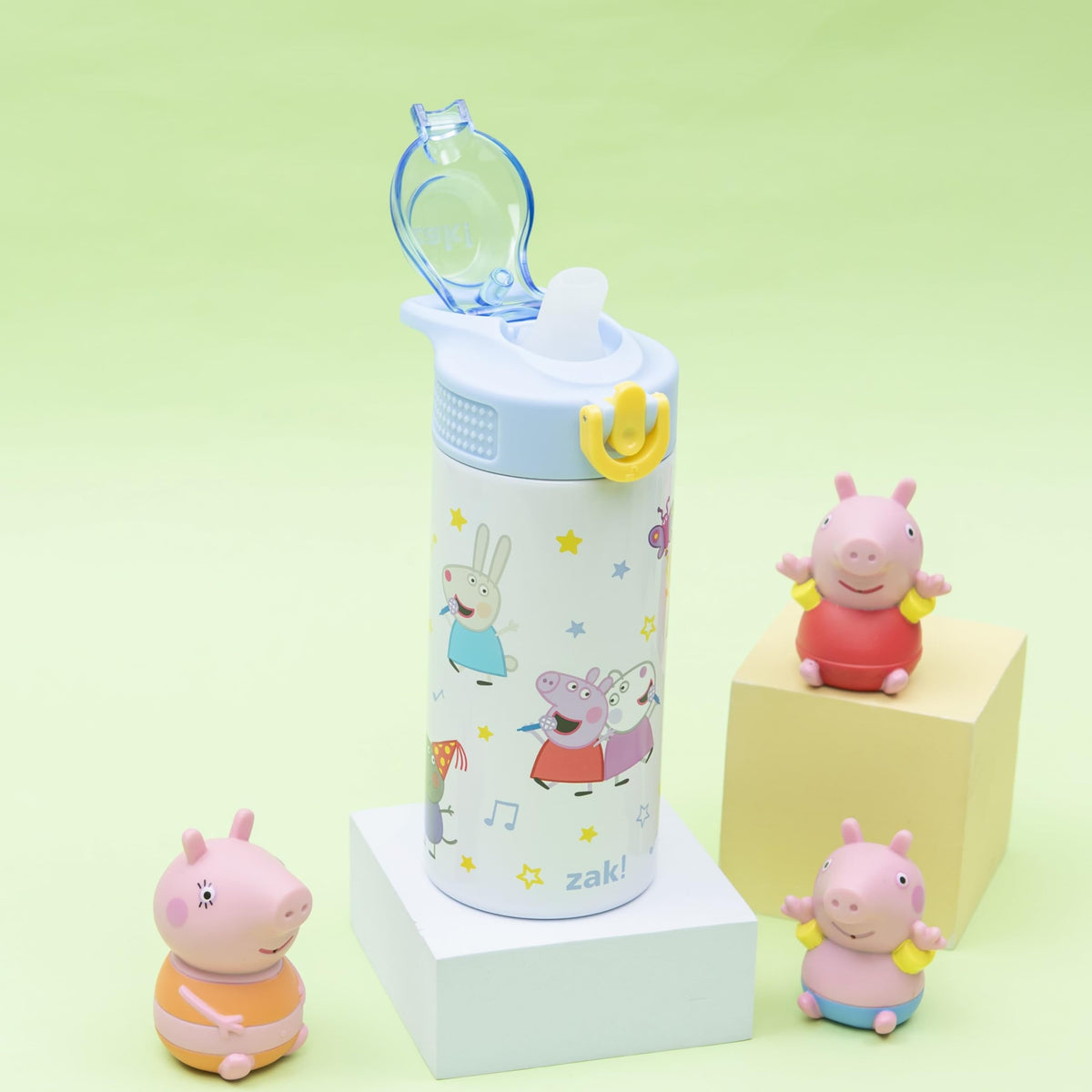 Zak Designs Peppa Pig 14oz bottle showing the ergonomic handle for kids