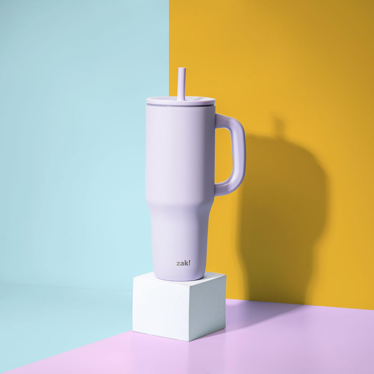 Zak Designs Sutton tumbler with vacuum insulation keeps beverages cold for hours