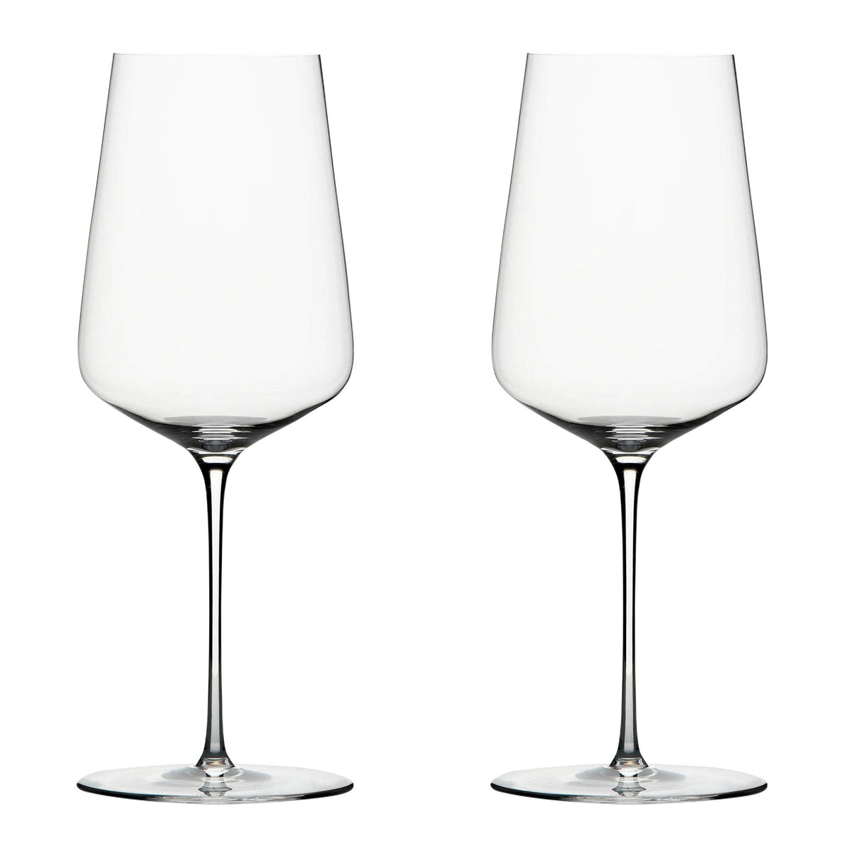 Zalto Denk'Art Universal glass close-up, showing a thin lip for pure wine expression.