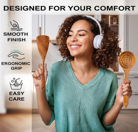 Z&YOU teak wooden spoons exhibit natural grain
