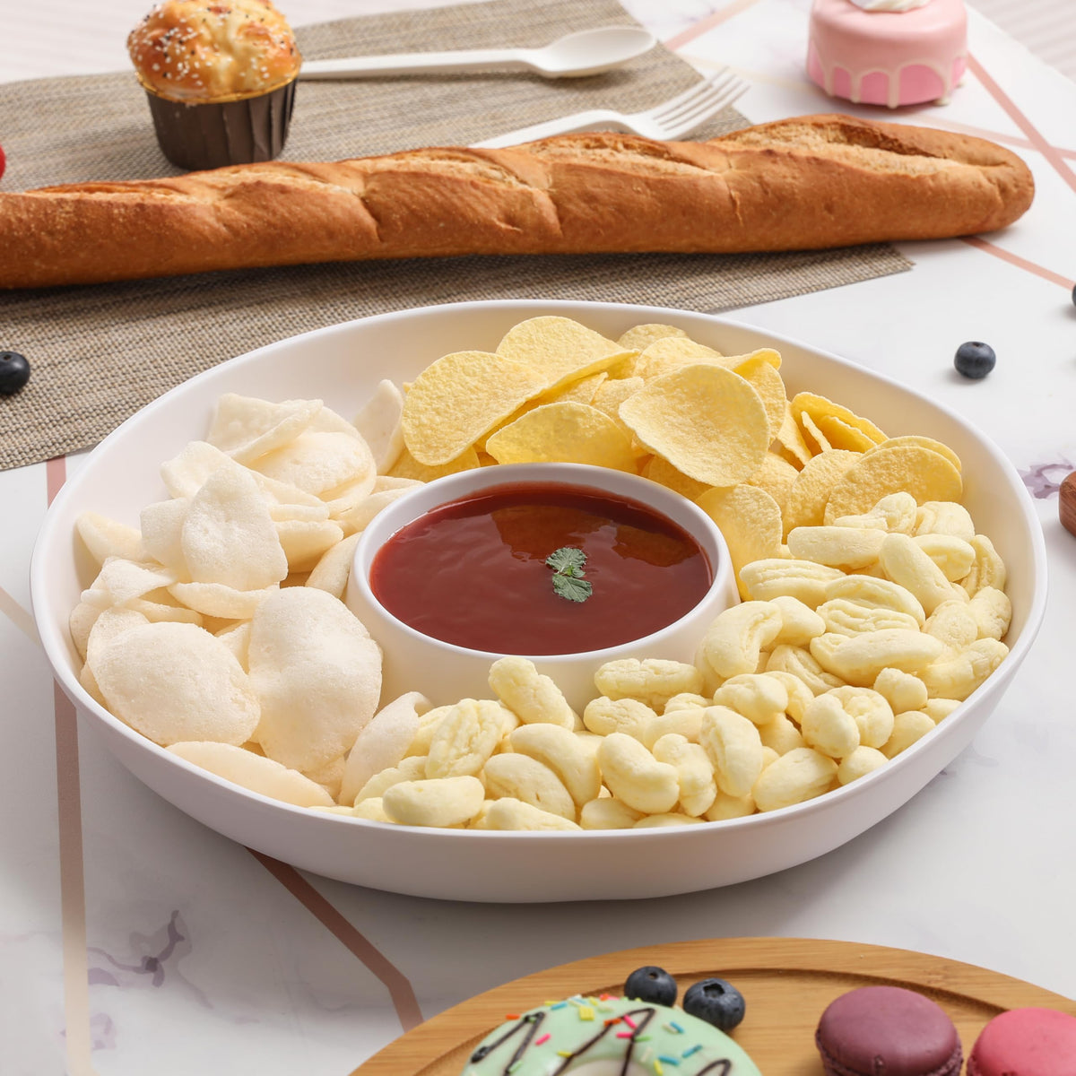 ZAROCRUS divided serving tray with two compartments for snacks and dips.