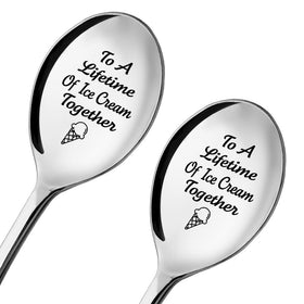 ZBBFSCSB couple spoons engraved for a personalized ice cream moment.