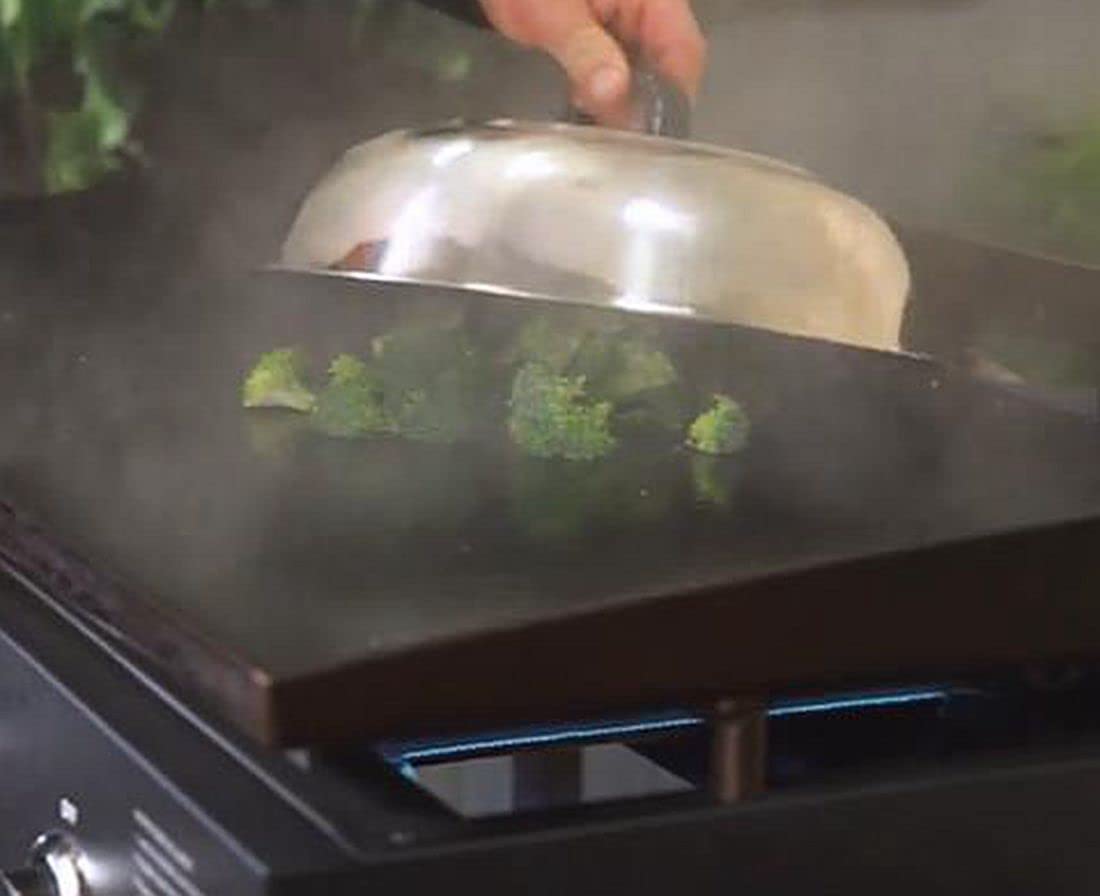 Fits various flat-top griddles for indoor and outdoor cooking versatility