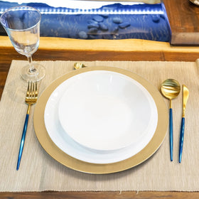 ZEAYEA plastic charger plates 13in combine affordability and style.