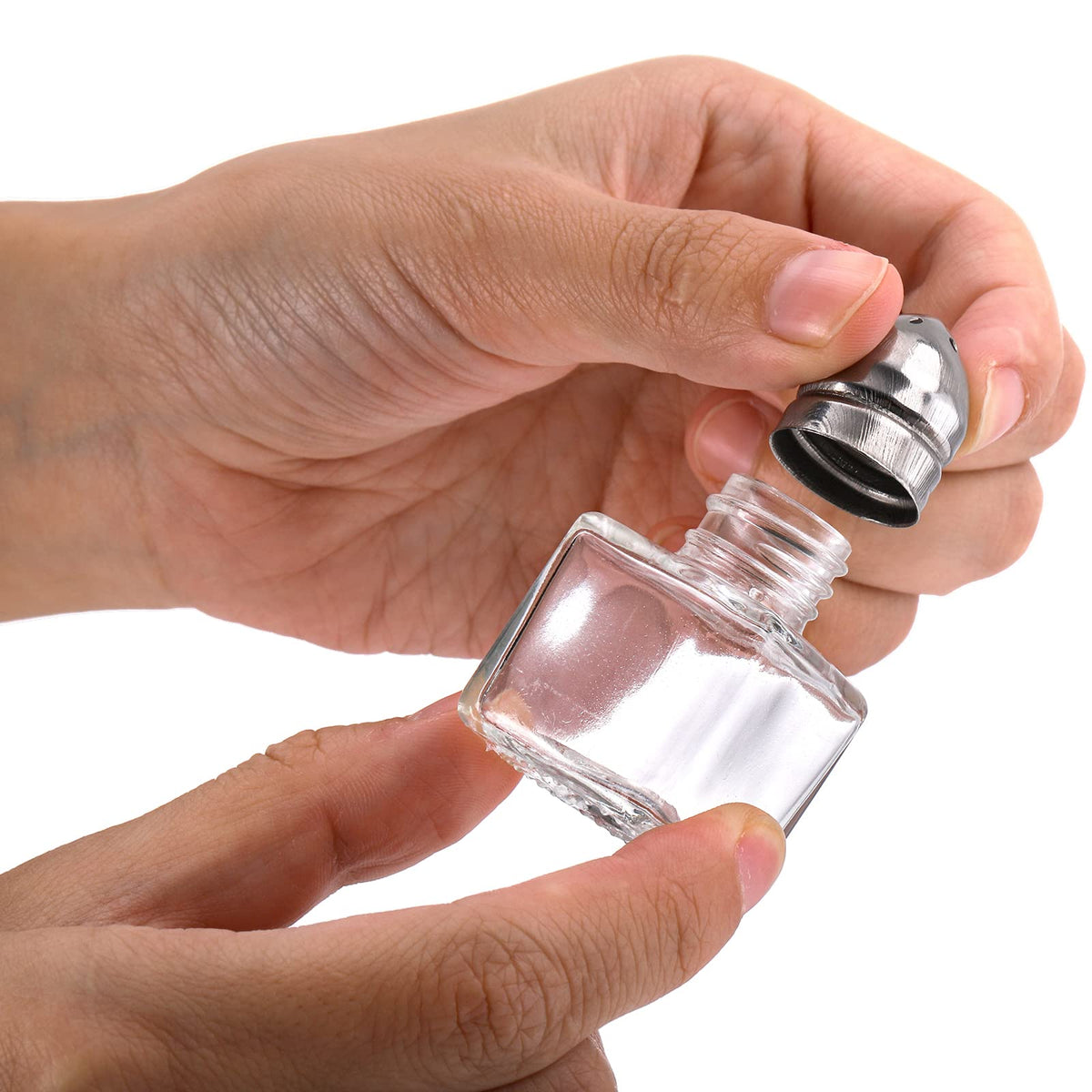ZEAYEA compact jars ideal for travel and dining out.
