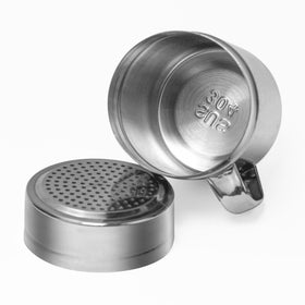ZERUIDM lid keeps contents dry and dust-free during storage.