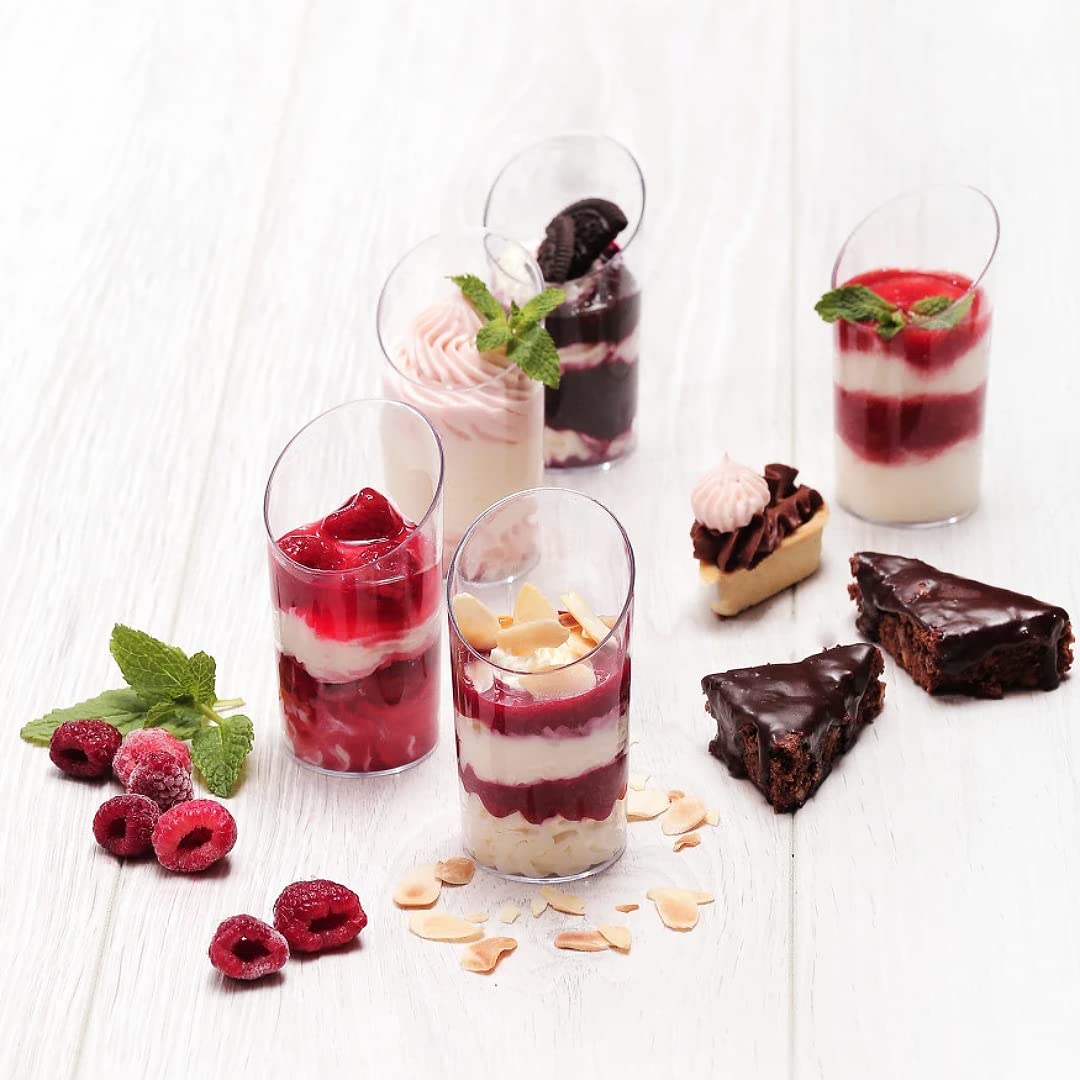 Zezzxu crystal-clear plastic cups look premium.