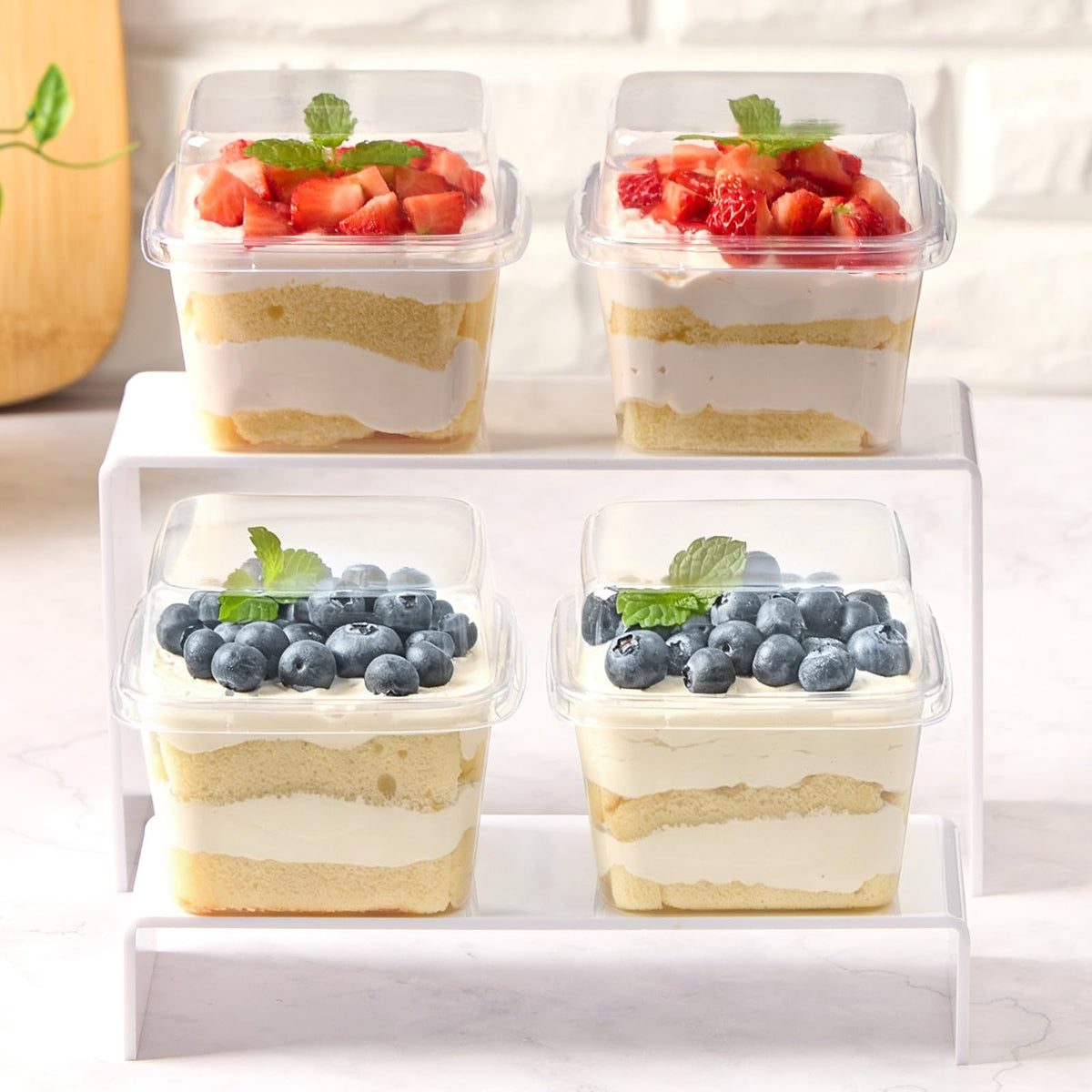 Zezzxu parfait and mousse cups ideal for parties and catering.
