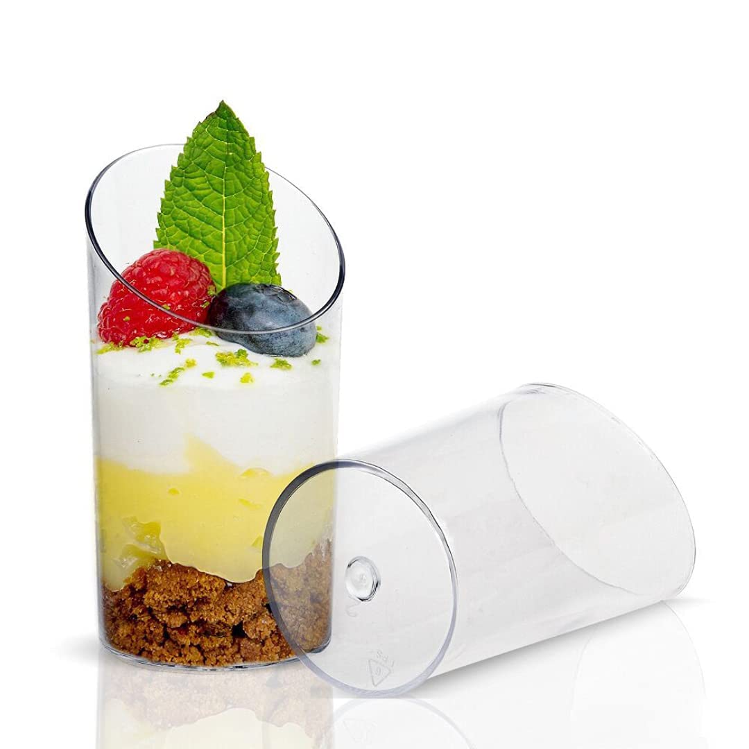 Zezzxu slanted design cup adds visual appeal to desserts.