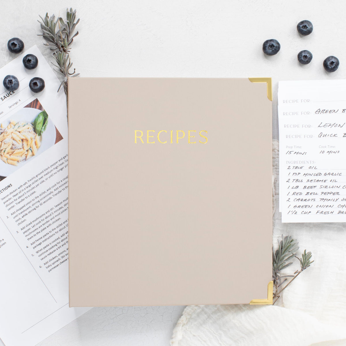 ZICOTO 50 blank recipe cards for easy handwriting of meals.
