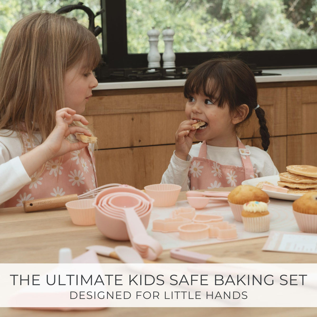 ZICOTO cupcake molds encourage colorful treats and kid friendly decorating
