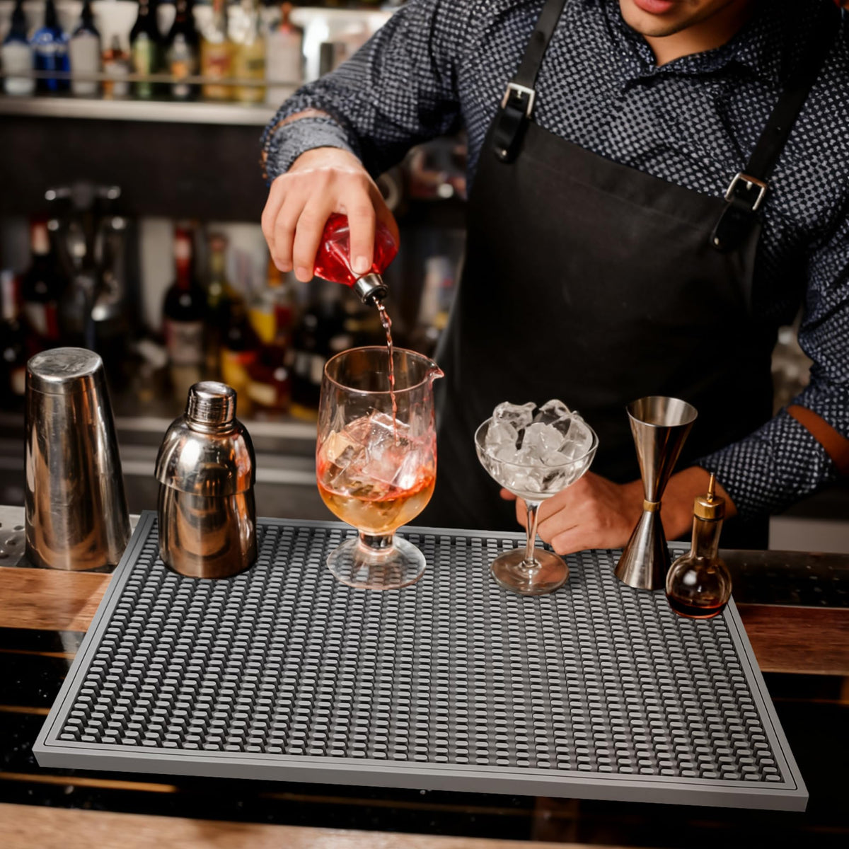 ZJWZLG bar mat protects countertops from spills and condensation.