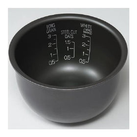 Zojirushi Micom retractable cord keeps countertops neat and connected.