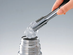 Zojirushi wide opening enables easy filling and cleaning.