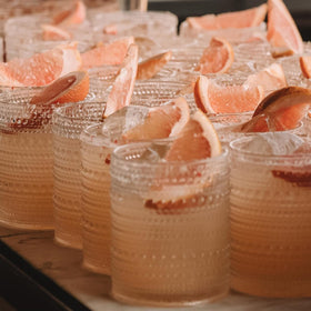 ZOOFOX 12 oz hobnail glass perfect for lemonade, water, or mojitos.