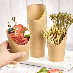 ZORRITA oil and water resistant kraft paper cups in use.