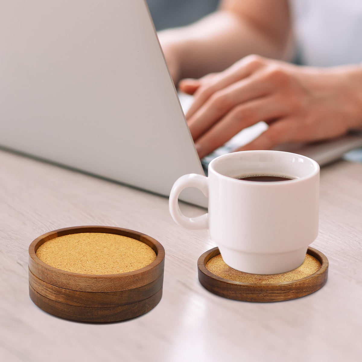 ZOVANO natural wood grain coasters for everyday use.