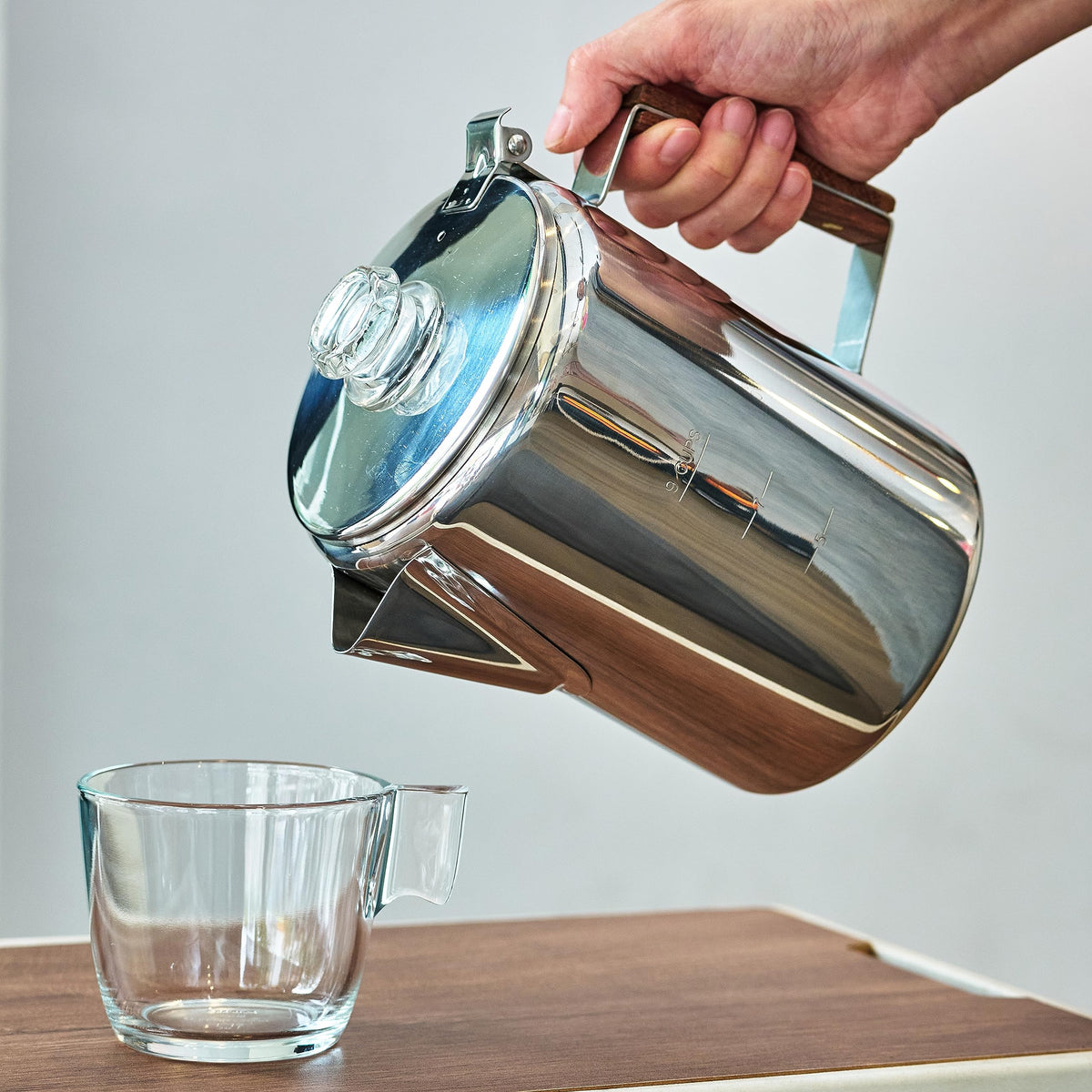 ZOWIE KING percolator with a transparent knob lets you monitor progress.