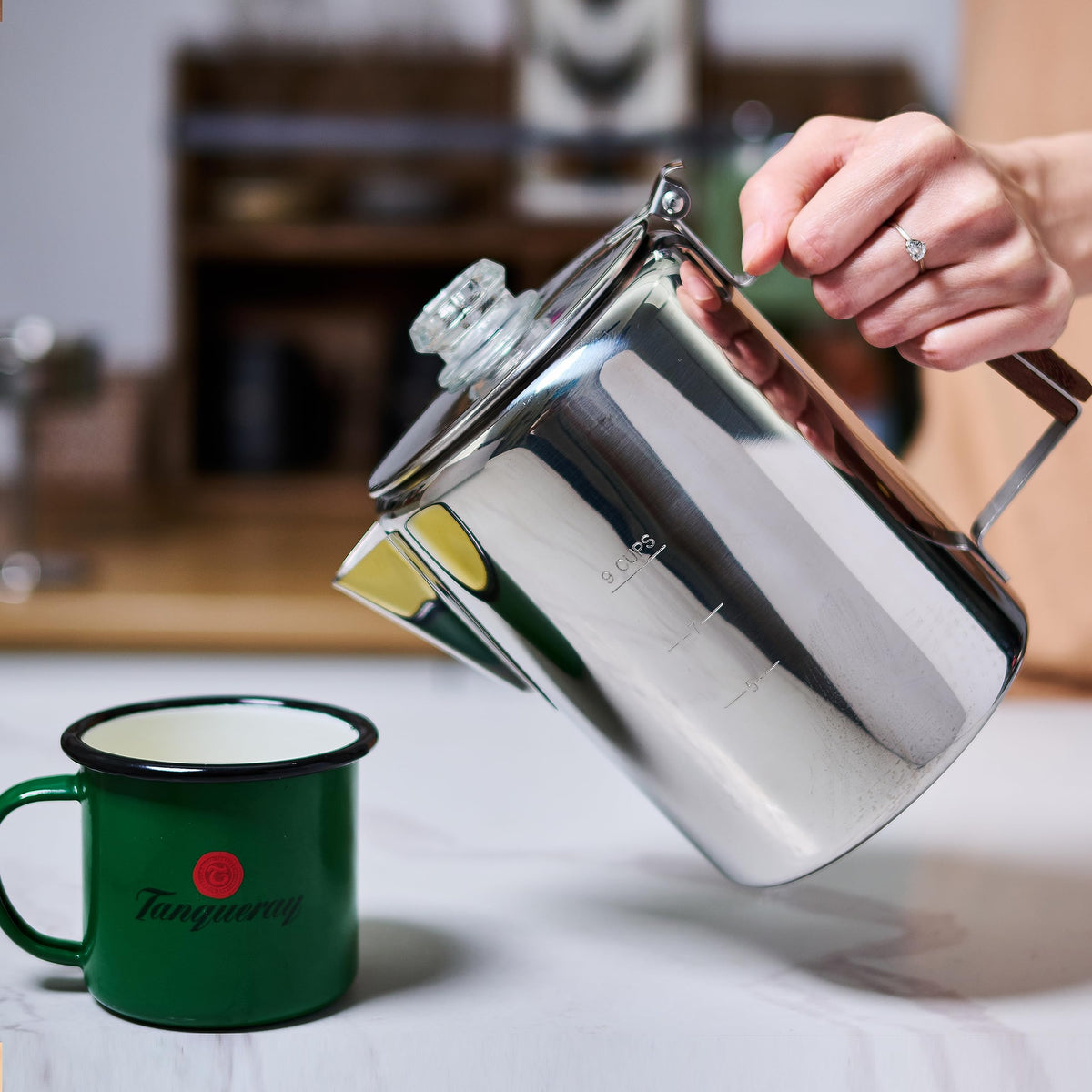 ZOWIE KING stainless steel build provides durability against the elements.