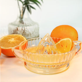 ZTTM Juicer with pour spout for clean, mess-free transfers.