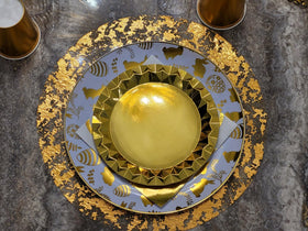 Zulaniu round placemats for dining tables provide stylish disposable elegance.